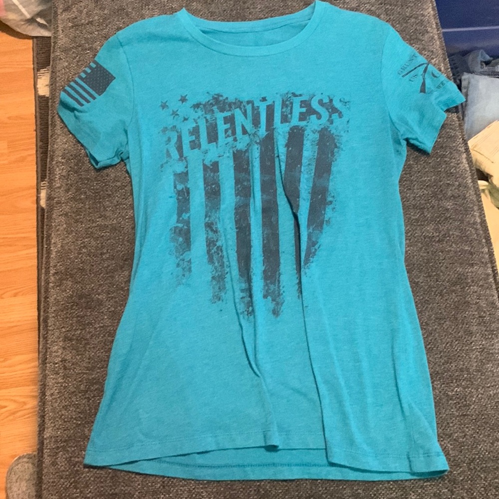 Grunt Style tee. Size Large